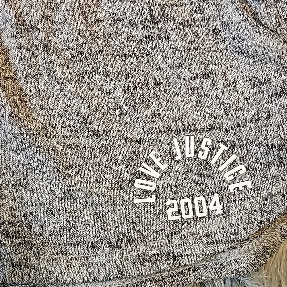 Girls sz 8 super cute Justice comfy gray shorts